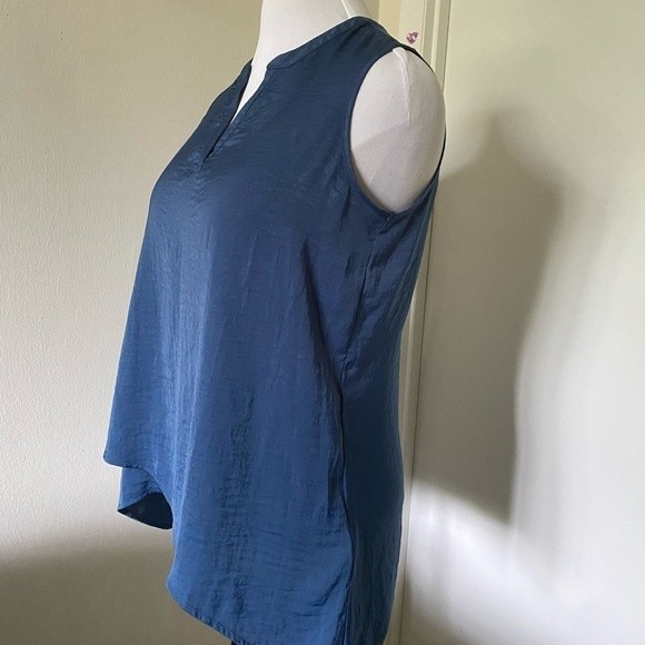CHICO’S V Neck Women’s Tanks Top Shirt Size M Blue Color - Picture 2 of 8